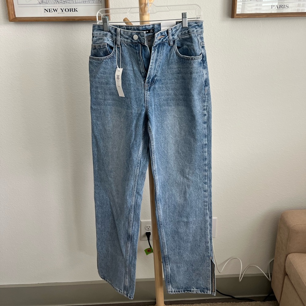 High waisted, split hem jeans